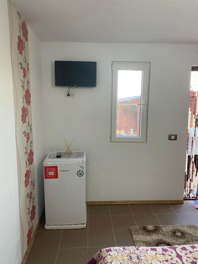 Camere De Inchiriat Maria Corbu Luaran gambar